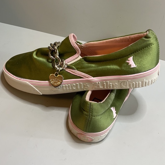 Juicy Couture green satin w/pink trim slip on shoe - Picture 7 of 11